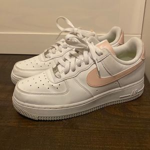 Nike Air force 1’s 🍑